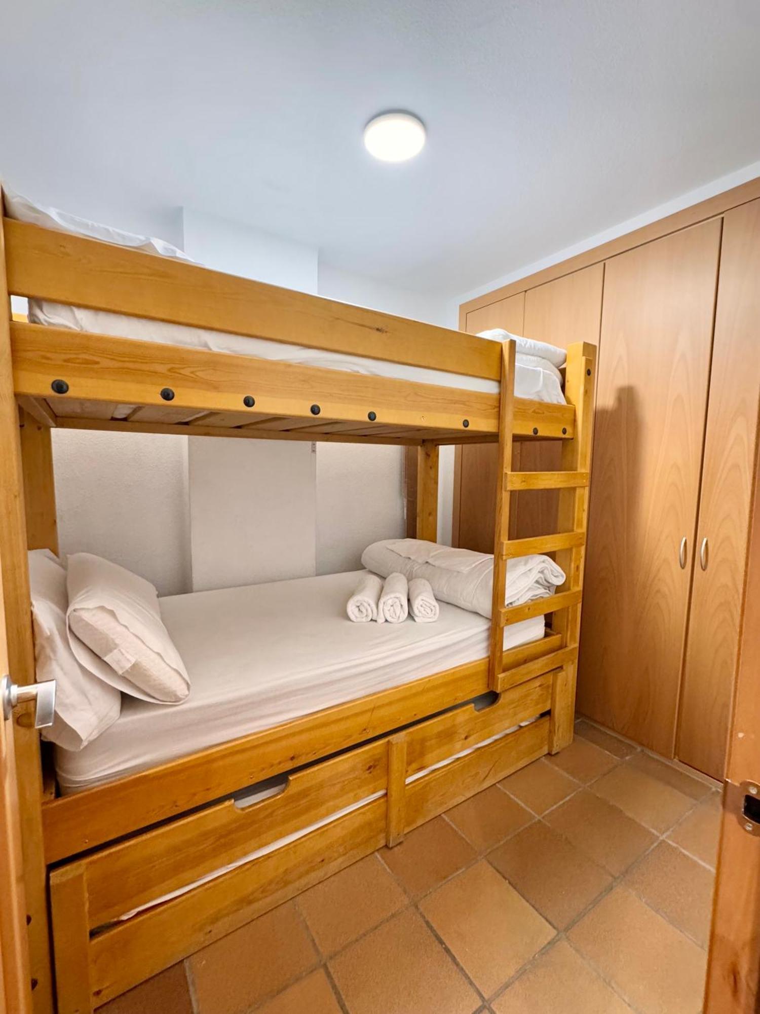 Apartamento Decris เซียร์ราเนบาดา ภายนอก รูปภาพ