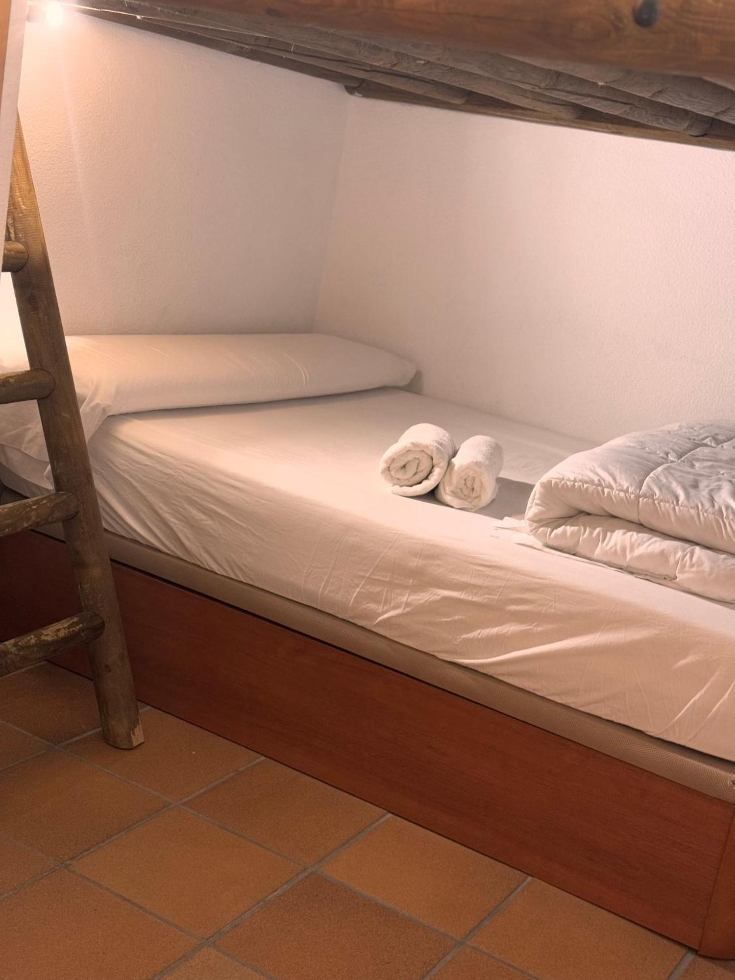 Apartamento Decris เซียร์ราเนบาดา ภายนอก รูปภาพ